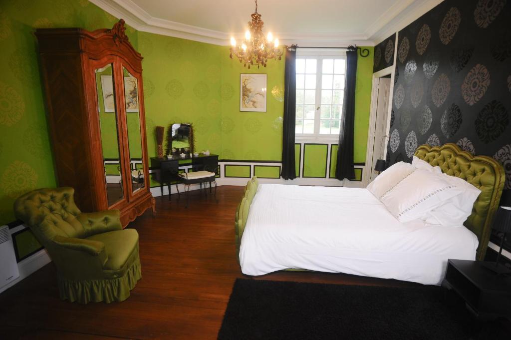 Chateau De Bertreville Bed & Breakfast Phòng bức ảnh