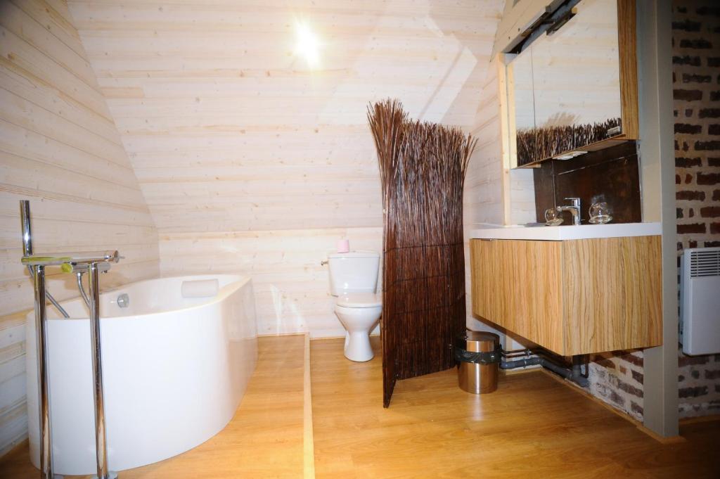 Chateau De Bertreville Bed & Breakfast Phòng bức ảnh